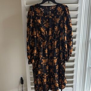 Amazon Black and Gold Floral Long Sleeve Dress